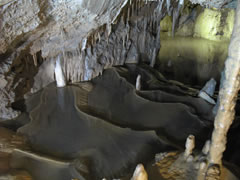 河内風穴 鍾乳洞ハイビジョン撮影HD動画 「神秘の鍾乳洞 河内の風穴」DVD 鐘の鳴池サンプル